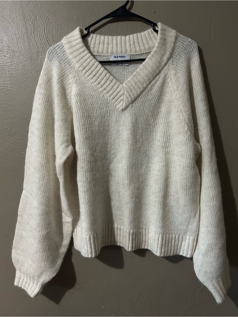 Old Navy Cream V-Neck Sweater